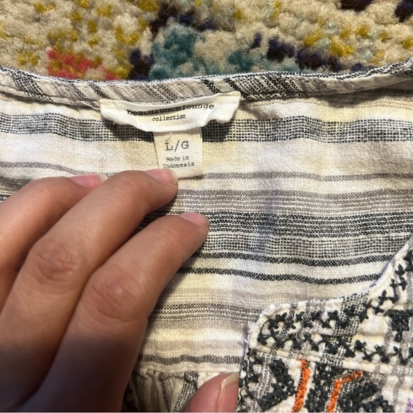 Beach Lunch Lounge Boho Tunic Top Grey White Embroidery Summer vibes size L - Picture 4 of 6